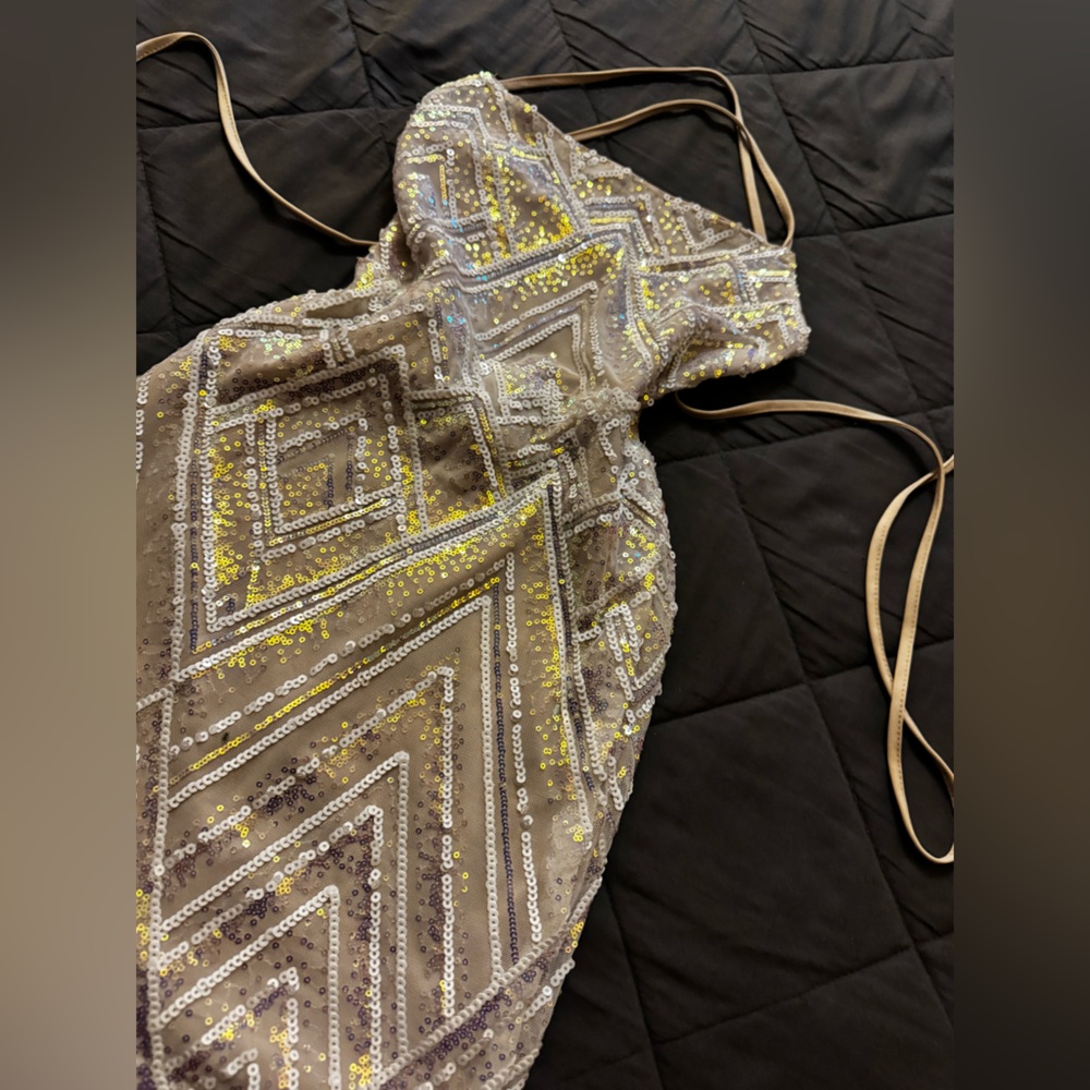 Sequin Tie Up Dress with Geometric Pattern - Picture 5 of 14